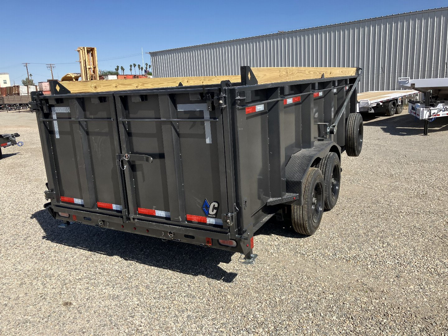 New 2025 Diamond C Trailers LPT 207 16X82X44 Dump Trailer