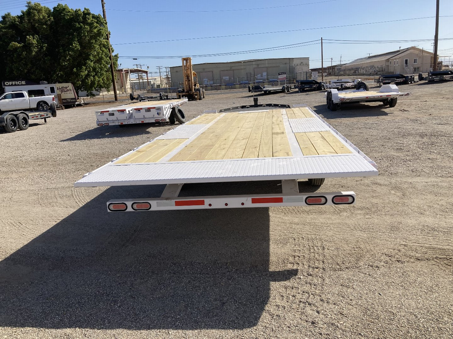 New 2025 Diamond C Trailers DET207 20X102 Equipment Trailer