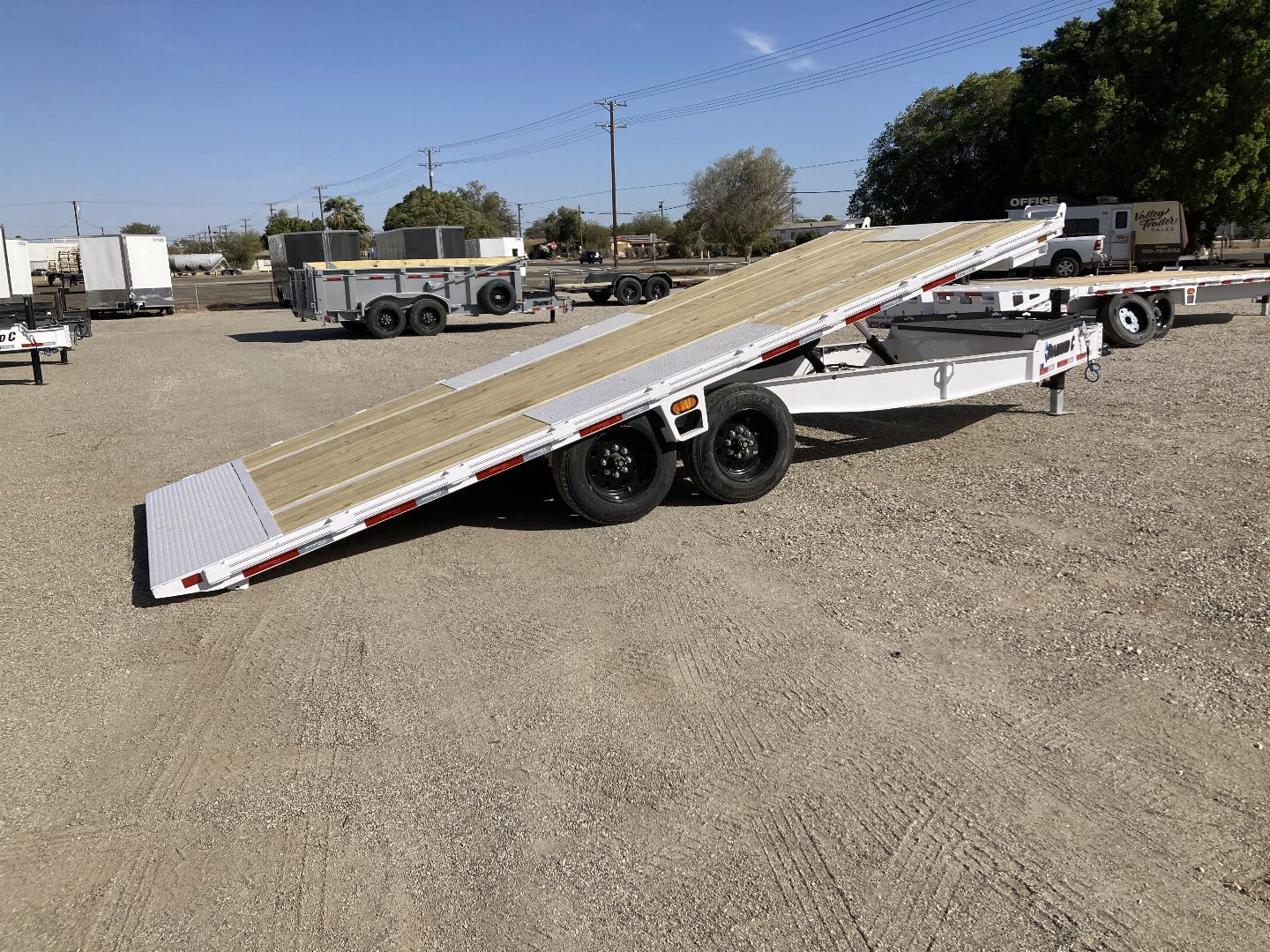 New 2025 Diamond C Trailers DET207 20X102 Equipment Trailer