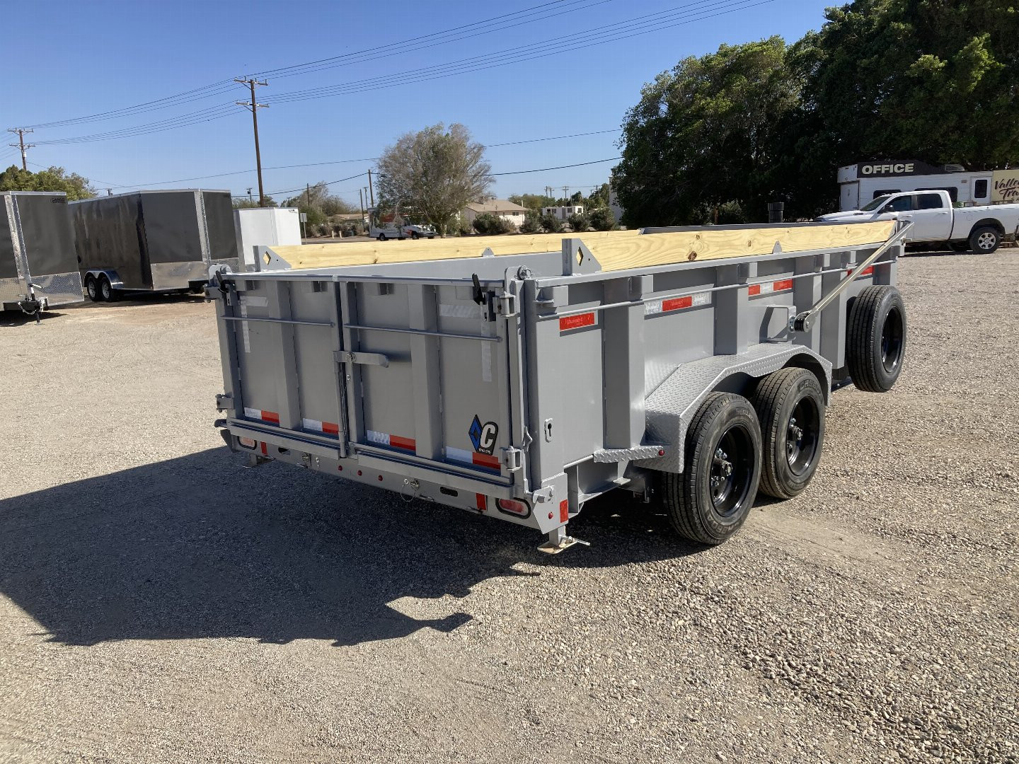 New 2025 Diamond C Trailers LPT207 14X82X32 Dump Trailer