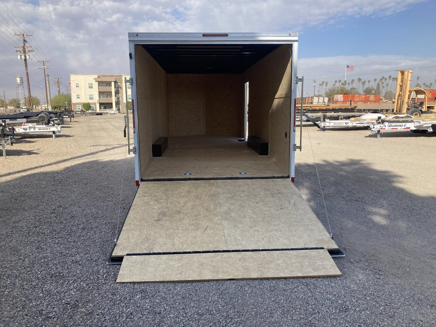 New 2025 Cargo Express XL 8.5 X 22 XL SE Cargo / Enclosed Trailer