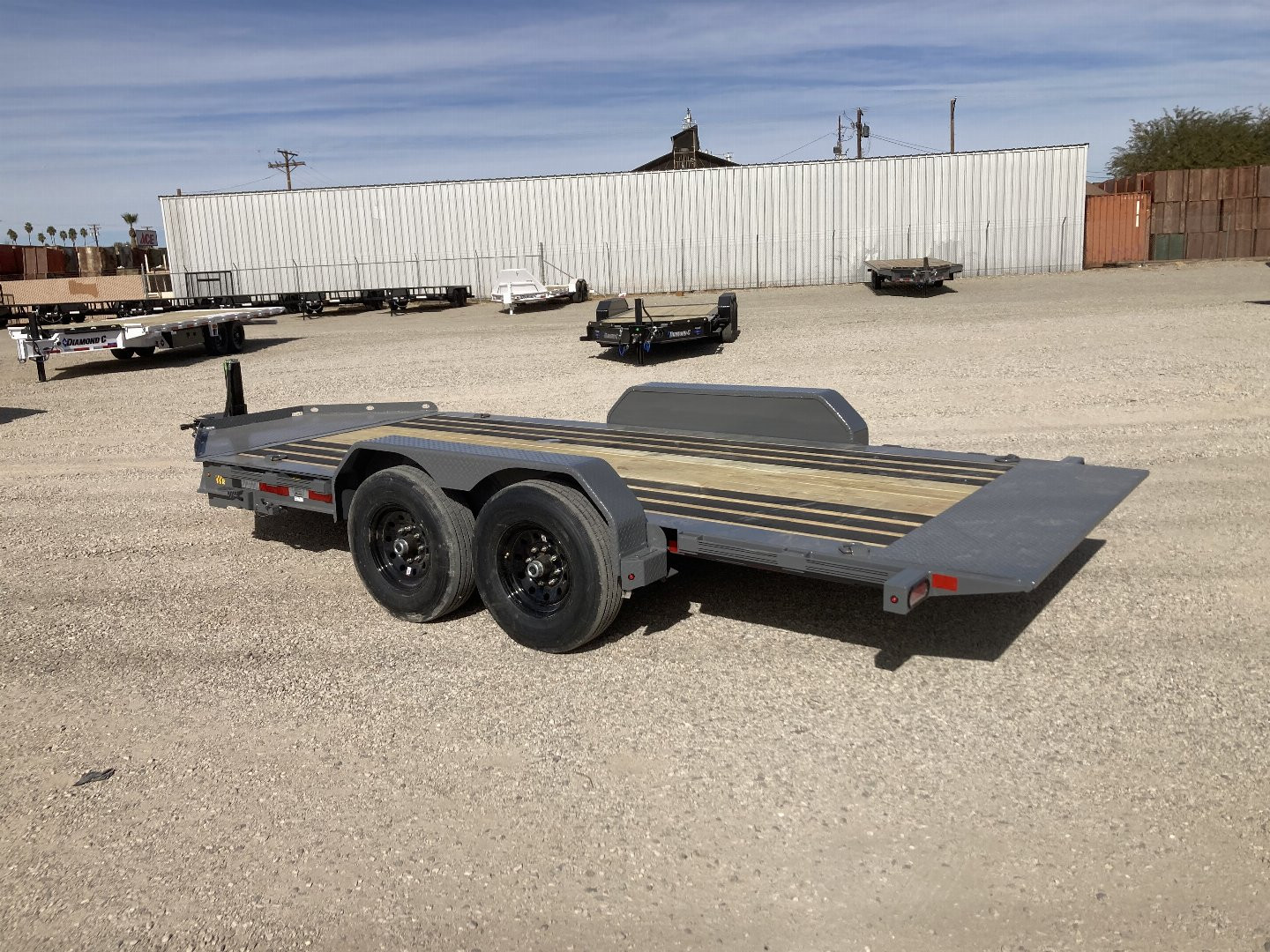 New 2025 Diamond C Trailers HDT 207 16X82 Tilt Trailer