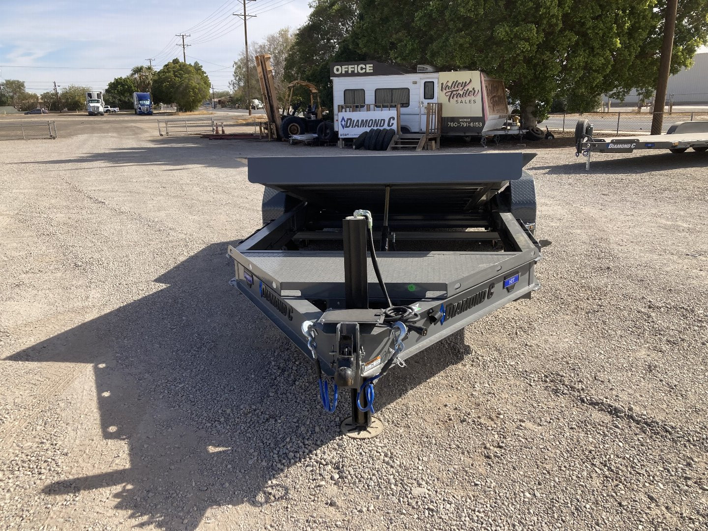 New 2025 Diamond C Trailers HDT 207 16X82 Tilt Trailer