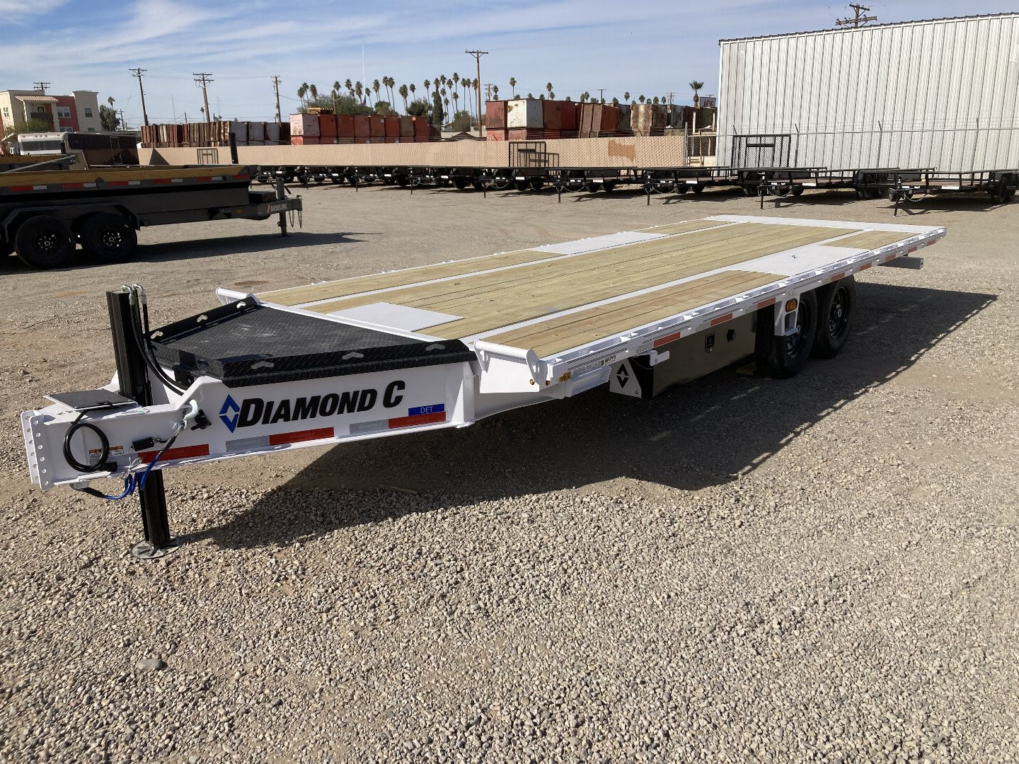 New 2025 Diamond C Trailers DET 207 22X102 12225 Tilt Trailer