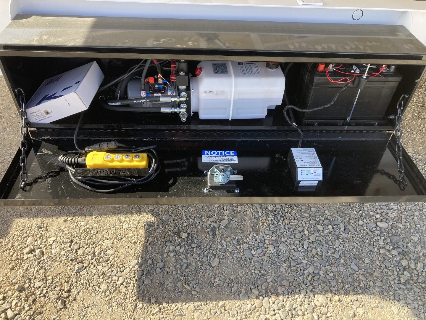 New 2025 Diamond C Trailers DET 207 22X102 12225 Tilt Trailer