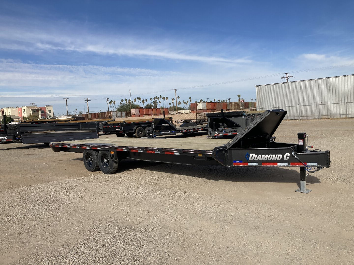 New 2025 Diamond C Trailers DEC 207 24X102 Deckover Trailer
