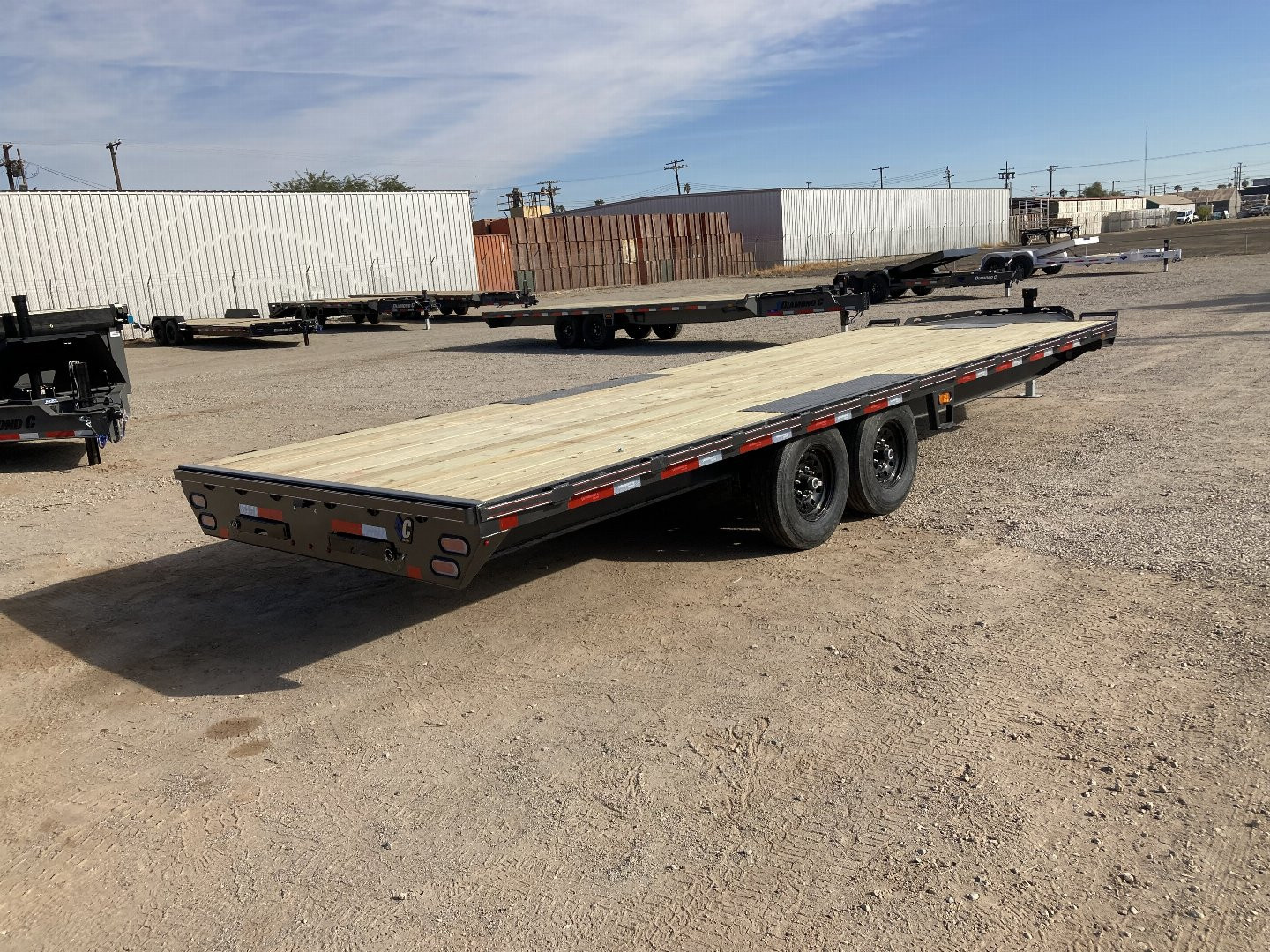 New 2025 Diamond C Trailers DEC 207 24X102 Deckover Trailer