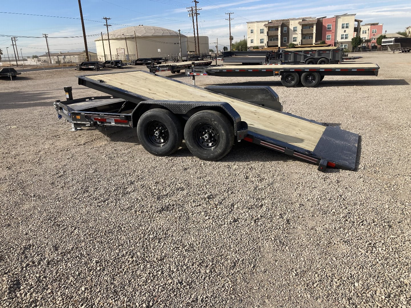 New 2025 Diamond C Trailers HDT 207 16X82 Tilt Trailer