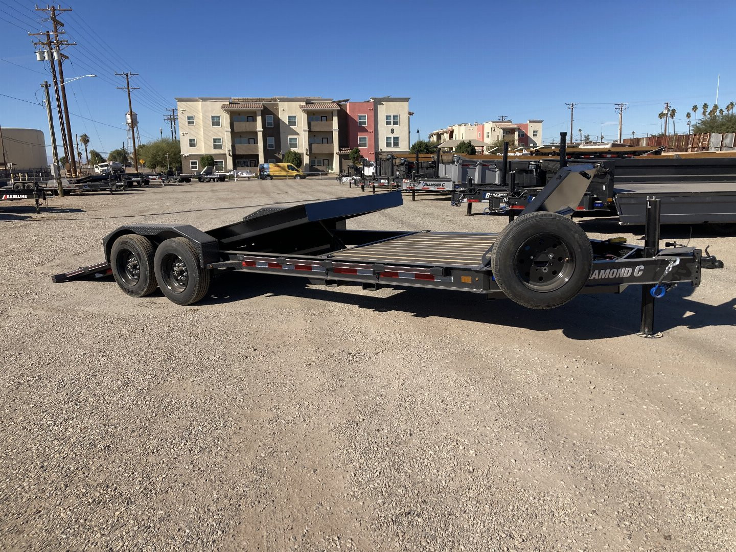 New 2025 Diamond C Trailers HDT 207 22X82 Tilt Trailer