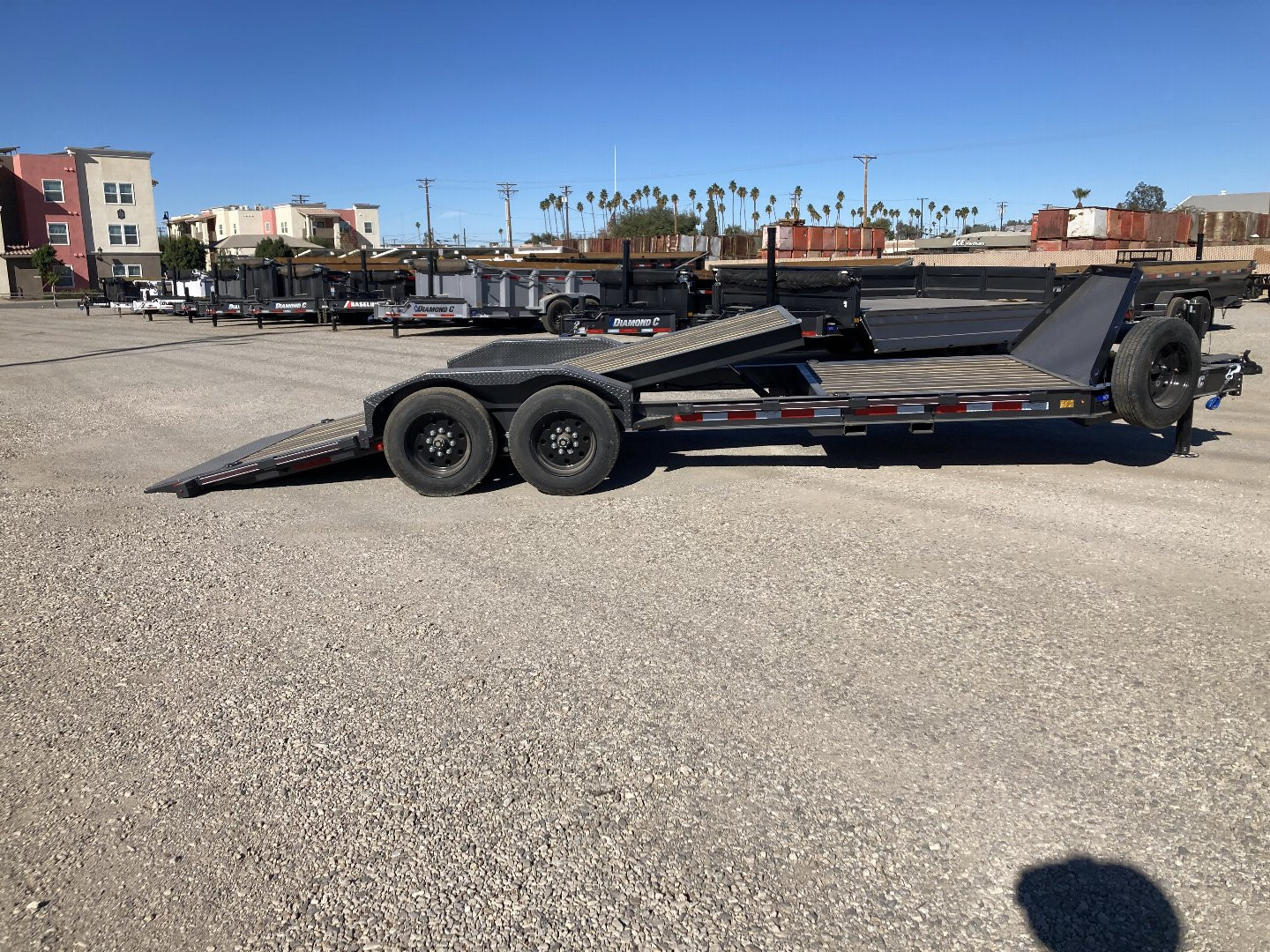New 2025 Diamond C Trailers HDT 207 22X82 Tilt Trailer