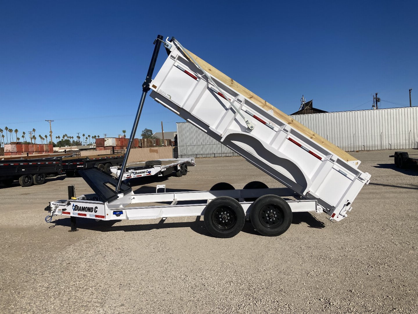 New 2025 Diamond C Trailers LPT 207 14X82LPT207 LOW PROFILE TELESCOPIC DUMP TRAILER Dump Trailer