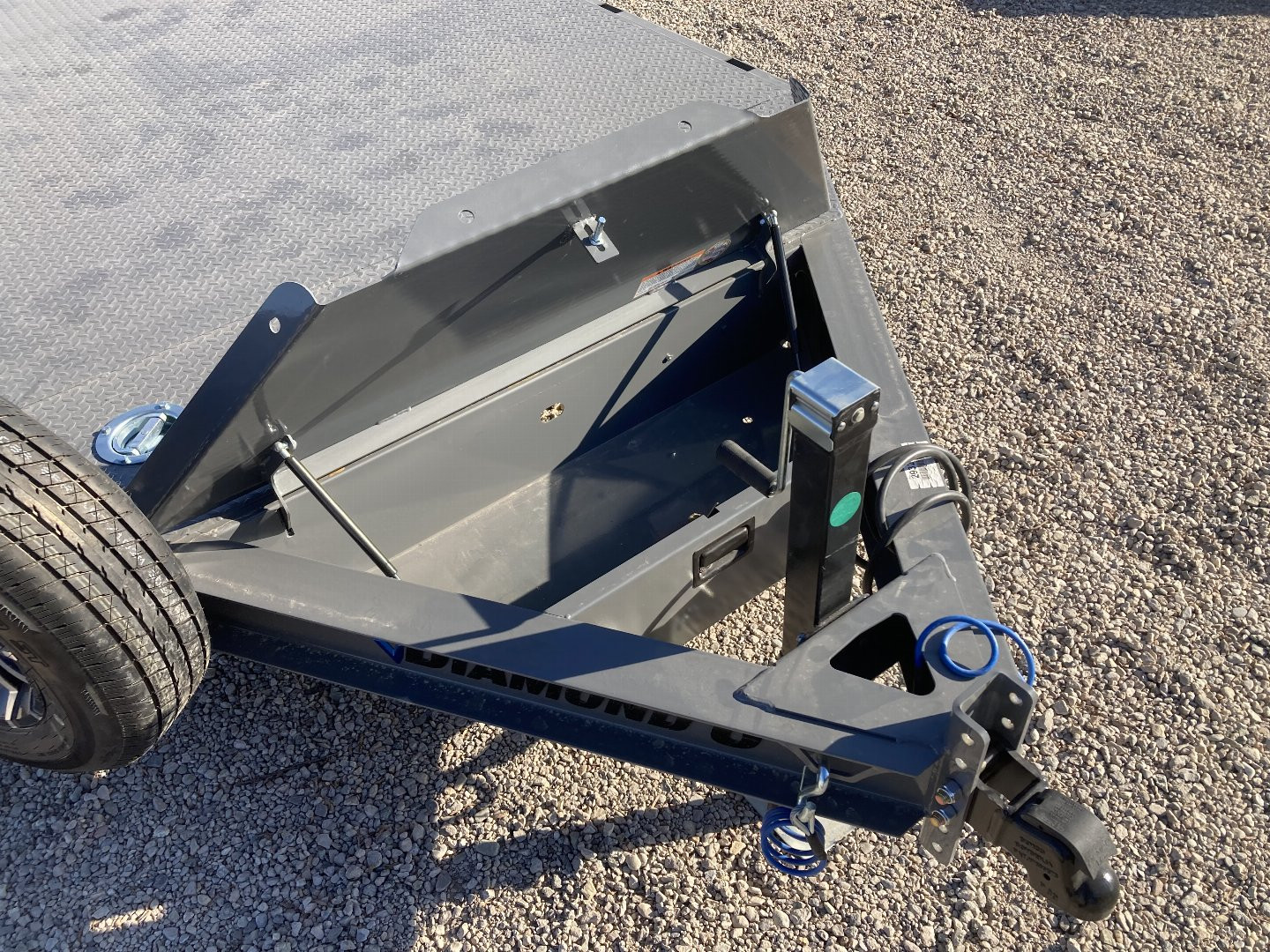 New 2025 Diamond C Trailers GTF235 20X83 Car Hauler