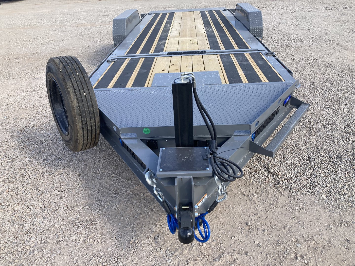 New 2025 Diamond C Trailers HDT207 20X82 Tilt Trailer