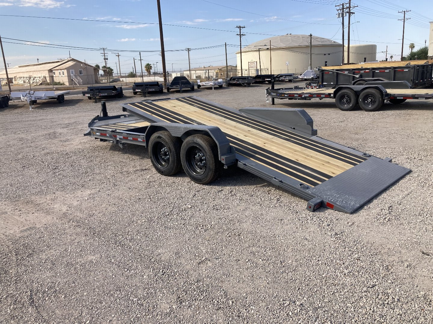 New 2025 Diamond C Trailers HDT207 20X82 Tilt Trailer
