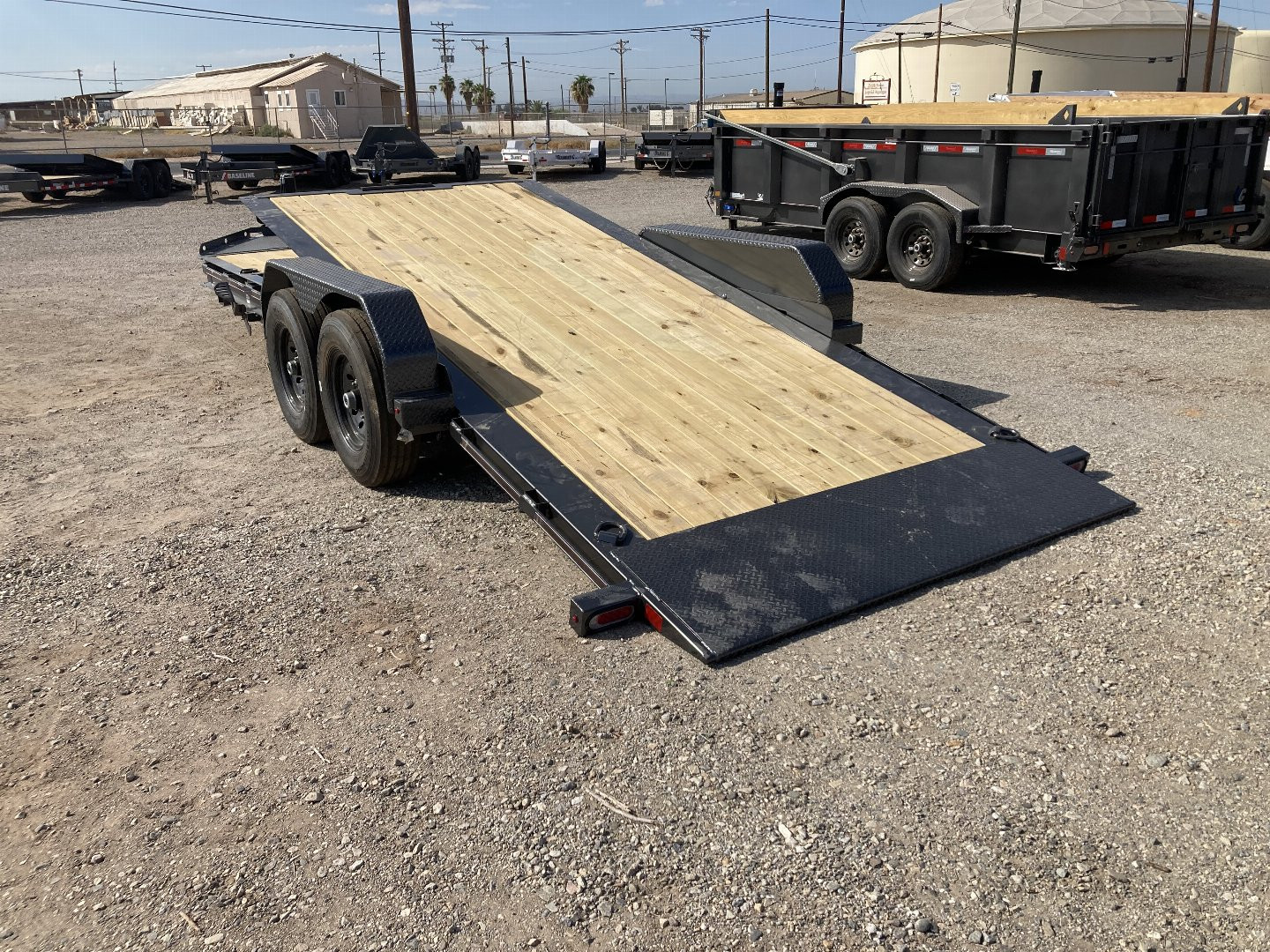 New 2025 Diamond C Trailers HDT207 20X82 Tilt Trailer