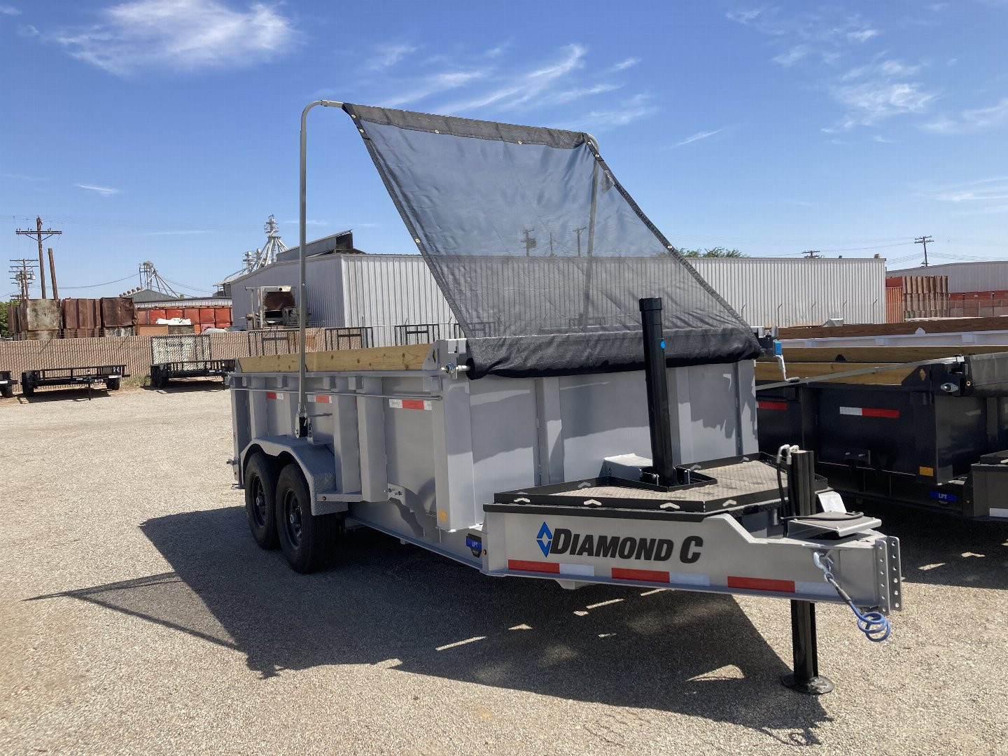 New 2025 Diamond C Trailers LPT207 14X82 Dump Trailer