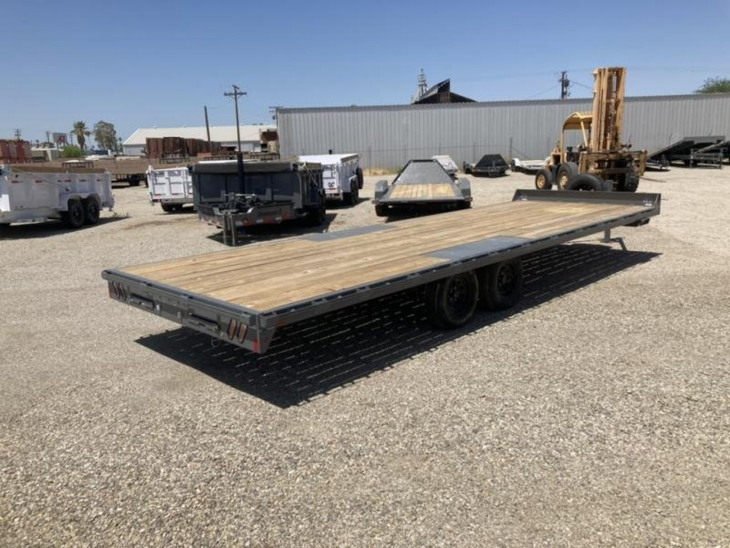 New 2024 Diamond C Trailers GDD235 24x102 DECK-OVER TRAILER Deckover Trailer