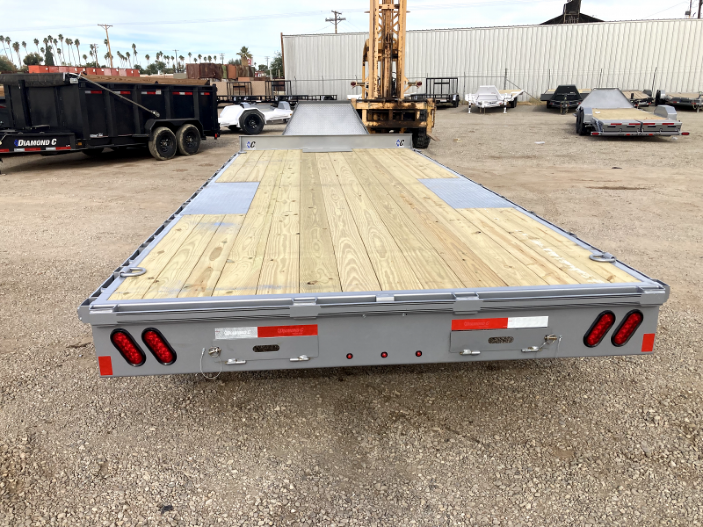 New 2024 Diamond C Trailers DEC 207 20x102 DECK-OVER TRAILER Equipment Trailer