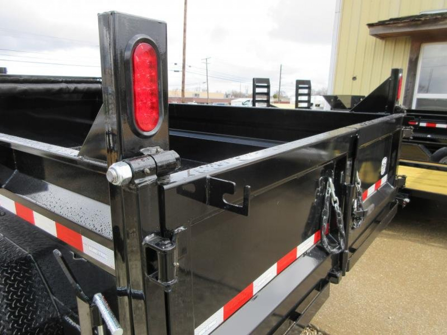 New 2025 SURE-TRAC 82 IN x 12 HD Low Profile Dump Trailer 12K Telescopic Dump Trailer