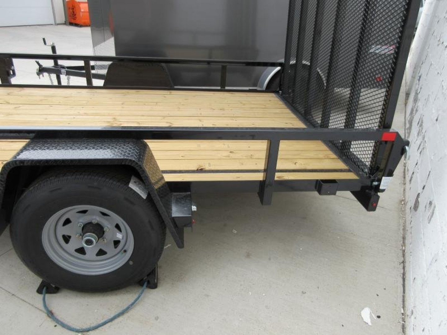 New 2025 Sure-Trac 7 x 12 Tube Top Utility Trailer 5K Brake