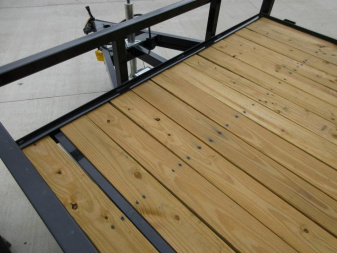 New 2025 Sure-Trac 7 x 12 Tube Top Utility Trailer 5K Brake