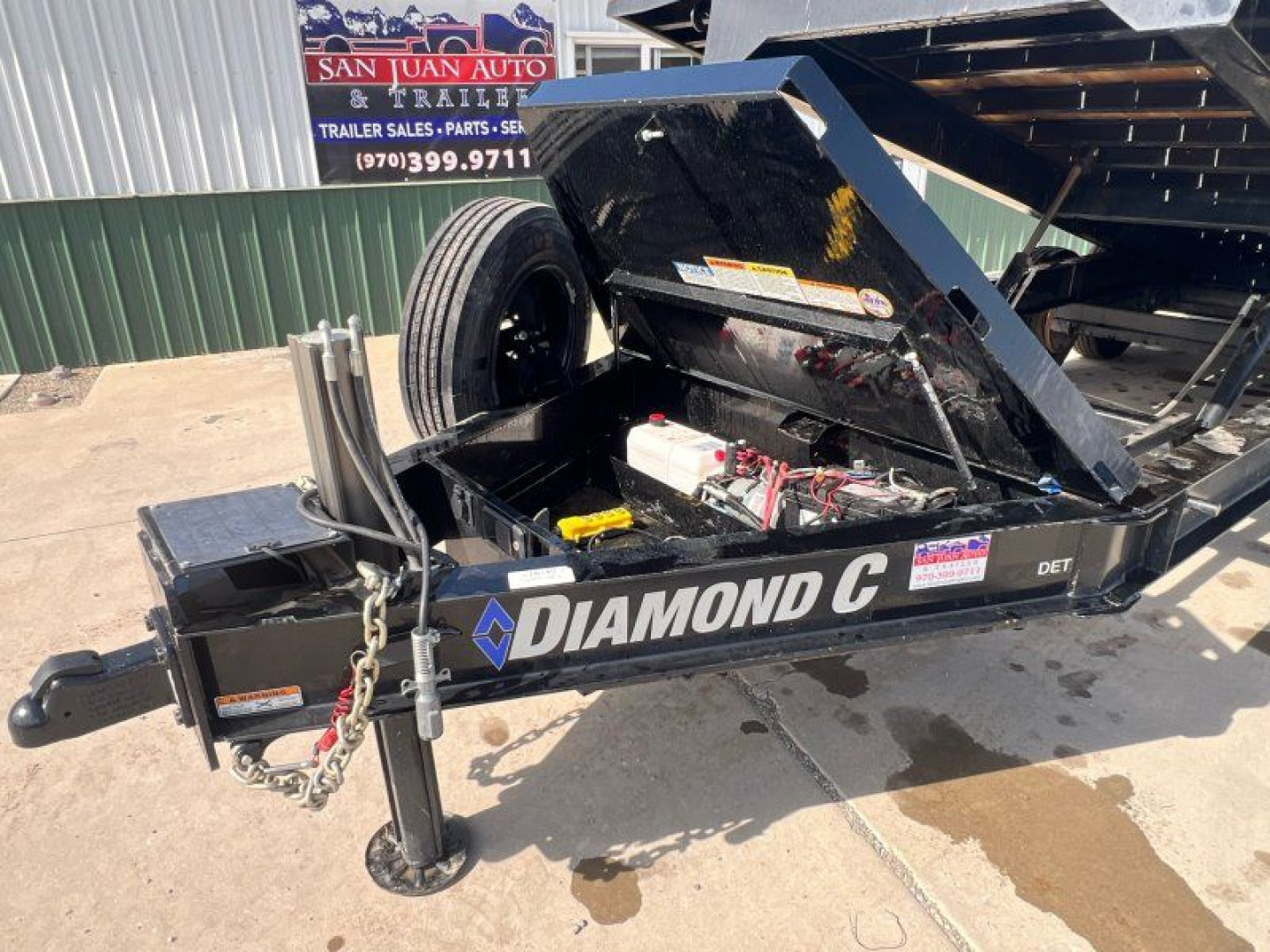 Used 2023 Diamond C Trailers 22' Tilt Deck Equipment Trailer