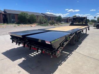 New 2025 Load Trail 102''x25' Low-Pro GN Flatbed Trailer