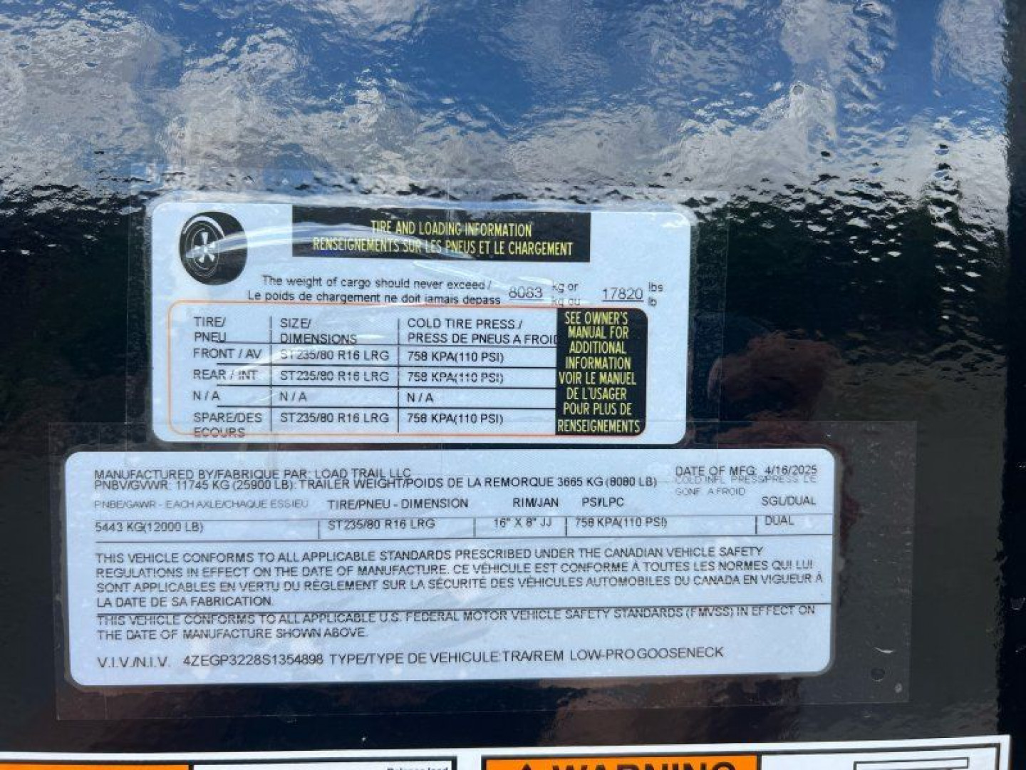 New 2025 Load Trail 102''x32' GN Low-Pro