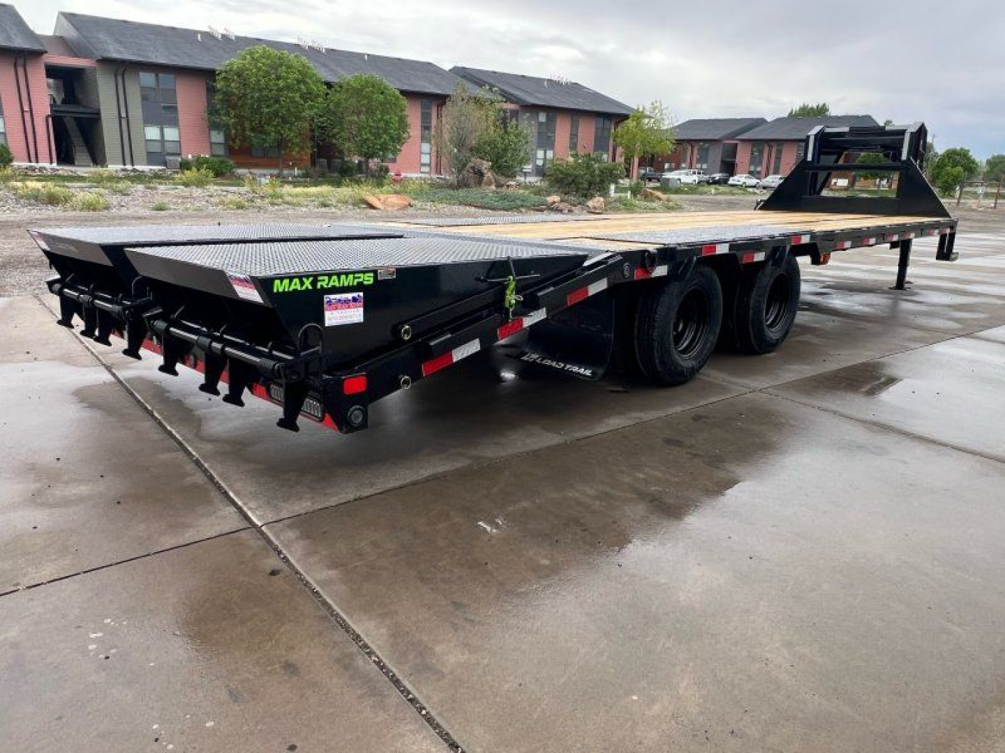New 2025 Load Trail 102"X28' Low-Pro GN Gooseneck Bodies