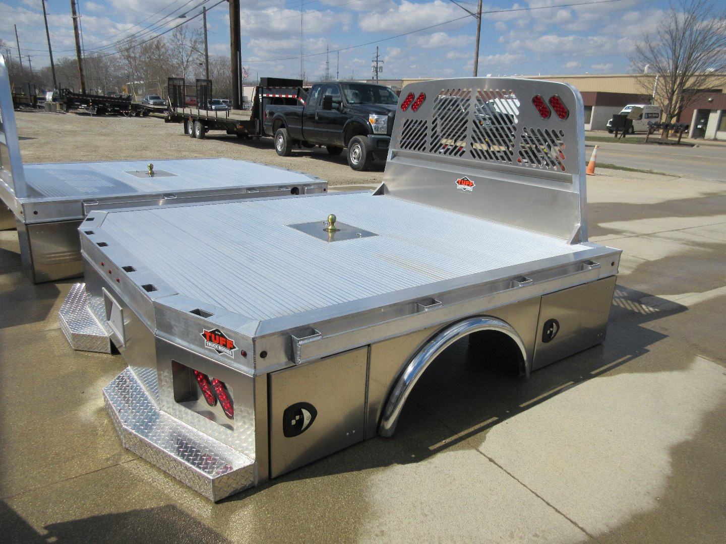 New 2025 Tuff Truck Bodies 8'6"X 100" SKIRTED RANCHER EXTURDED ALUMINUM W/GOOSENECK HITCH Truck Bed