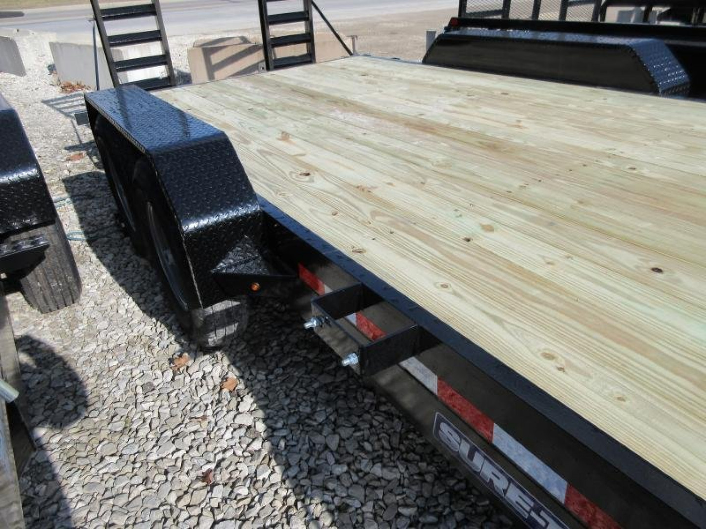 New 2025 Sure-Trac 7 x 20 (18+2) Equipment Trailer 14K