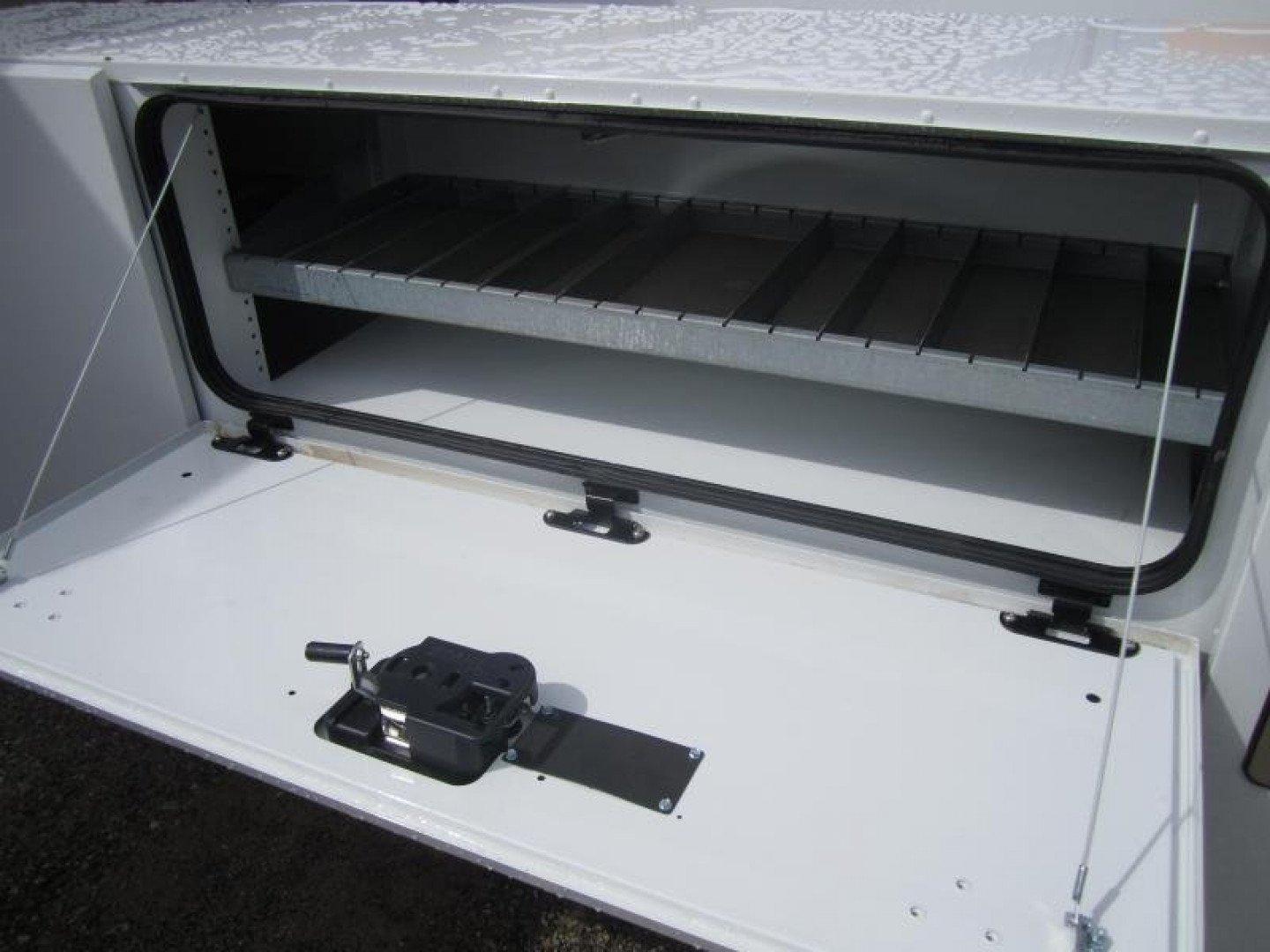 New Stahl CHALLENGER STII 110" 60"CA Truck Bed