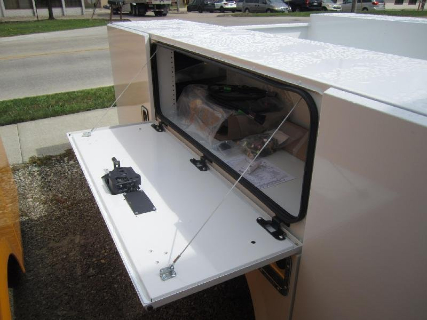 New Stahl CHALLENGER STII 110" 60"CA Truck Bed