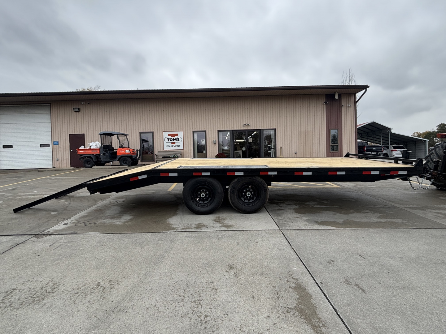 New 2026 Down 2 Earth Trailers 102"X20' (16' + 4' Dovetail) Deckover - Slide In/Out Ramps - 14000#GVWR