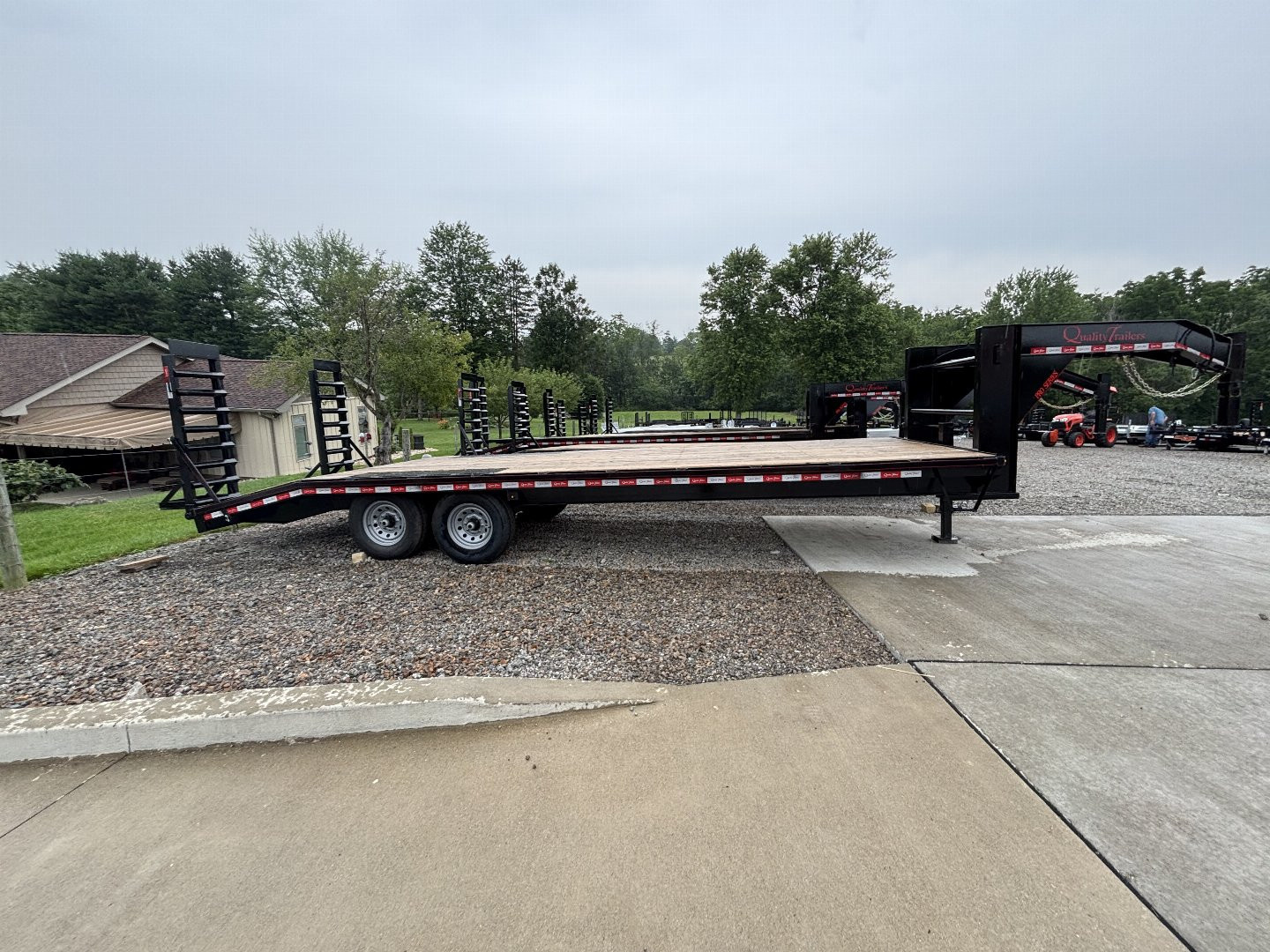 Used NEW/USED 2025 Quality Trailers 24' Gooseneck (20' + 4' Dovetail) Pro Series - 17000# GVWR
