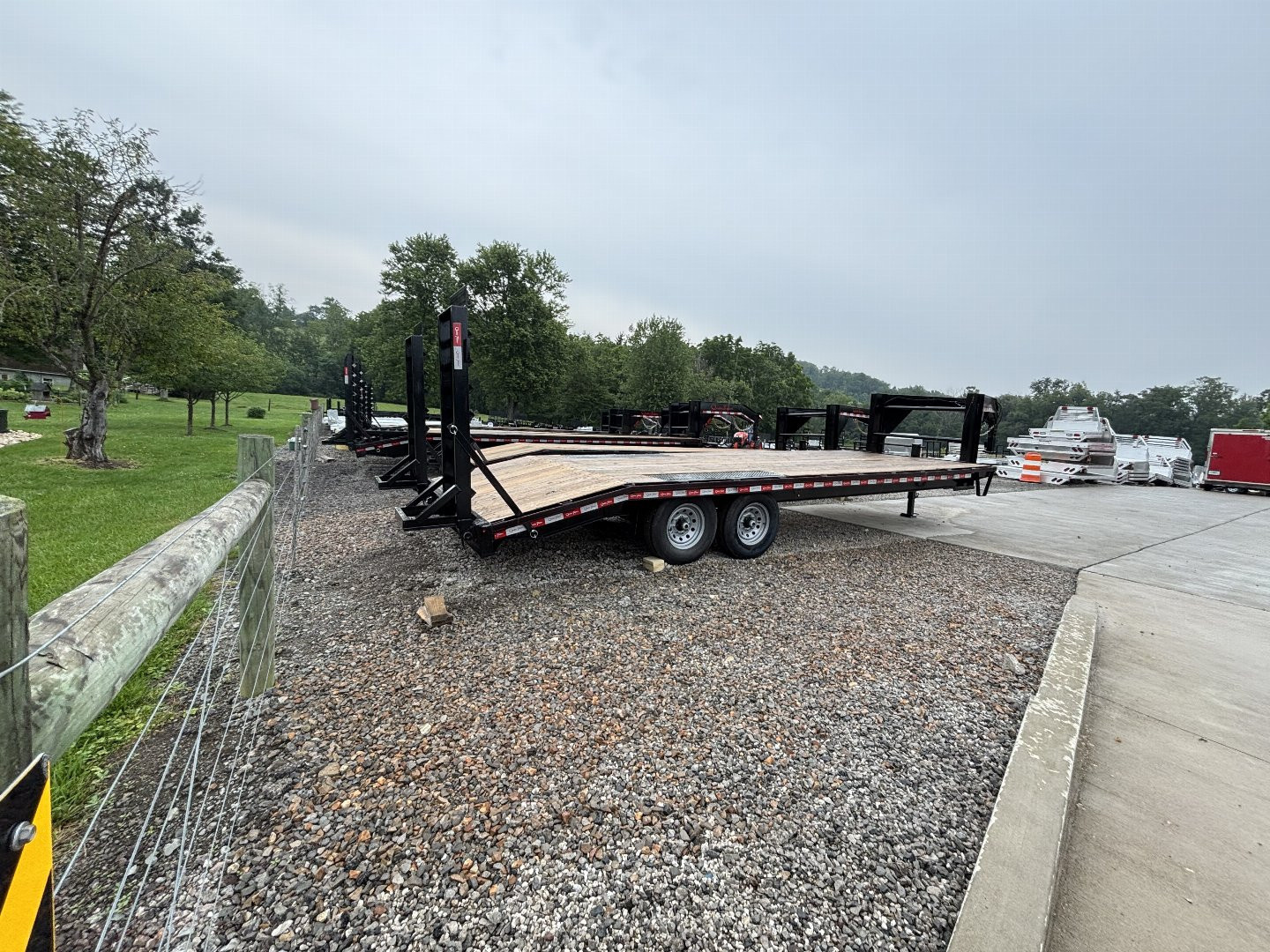Used NEW/USED 2025 Quality Trailers 24' Gooseneck (20' + 4' Dovetail) Pro Series - 17000# GVWR
