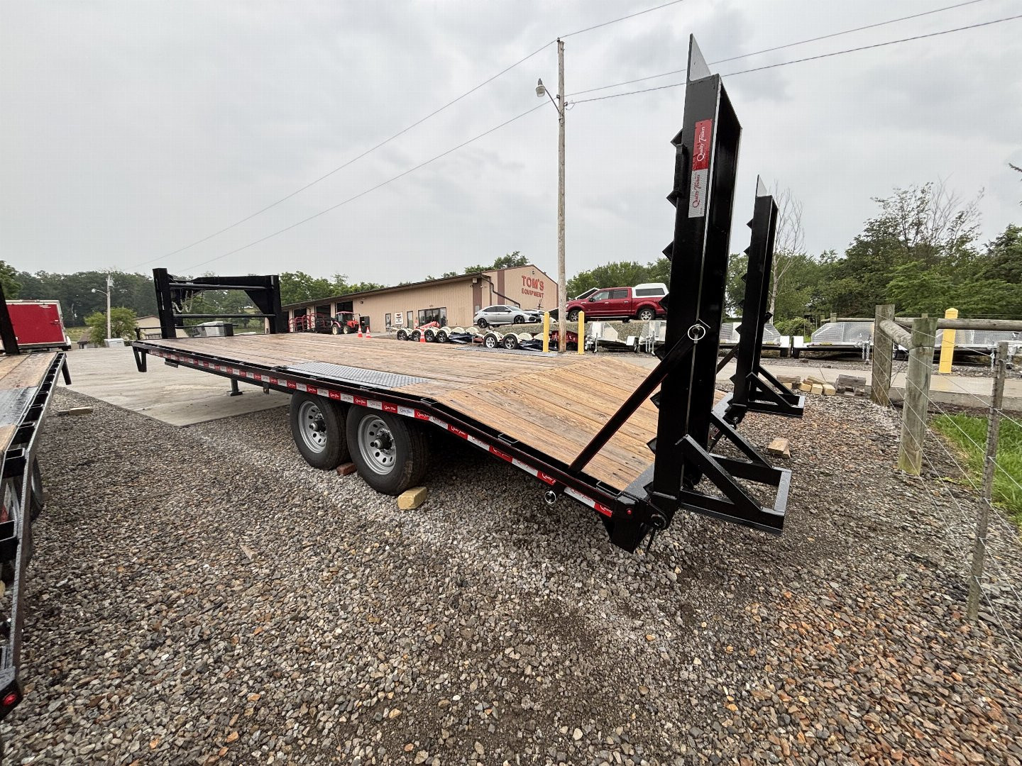 Used NEW/USED 2025 Quality Trailers 24' Gooseneck (20' + 4' Dovetail) Pro Series - 17000# GVWR