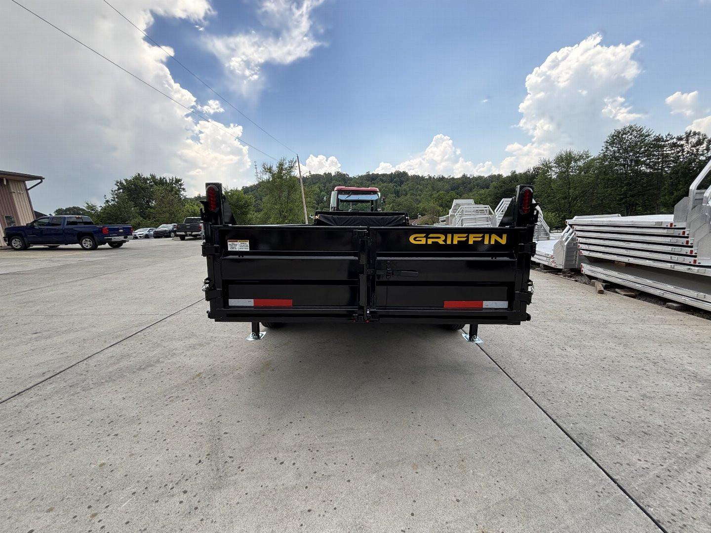 New 2026 GRIFFIN TRAILERS 7 x 16 Low Profile 14K Dump Trailer W/ Telescopic Cylinder - 14,000# GVWR