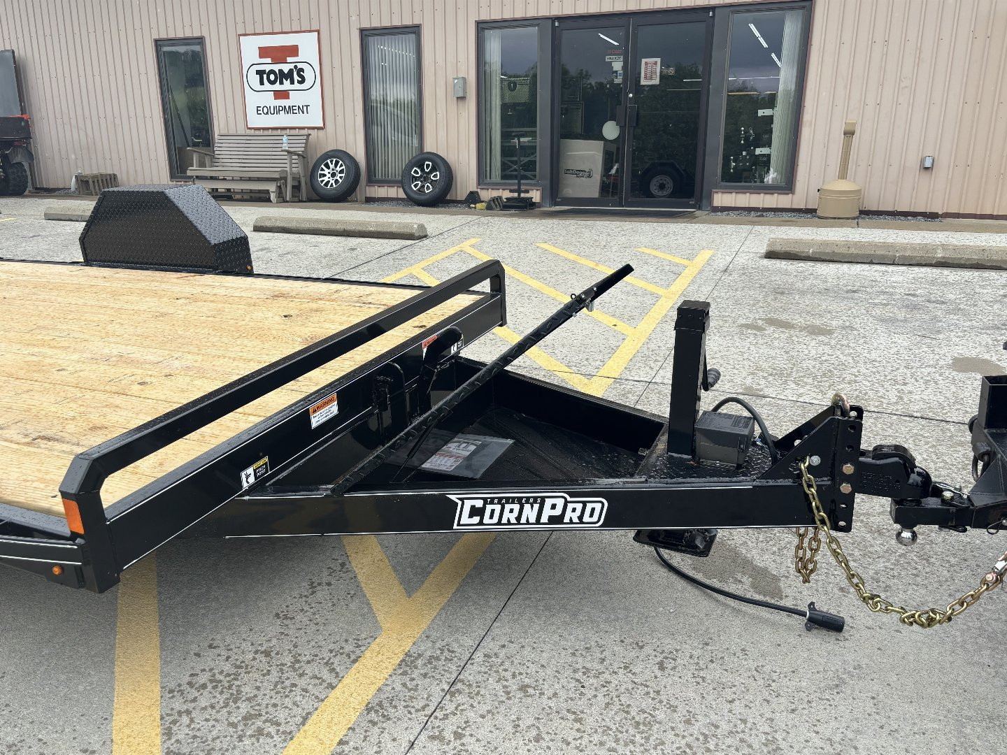 New 2025 (LIGHTLY USED DEMO) CornPro Trailers - UT-14 SAT Tilt Equipment Trailer 14' - Single Axle - Electric Brakes - 7000# GVWR