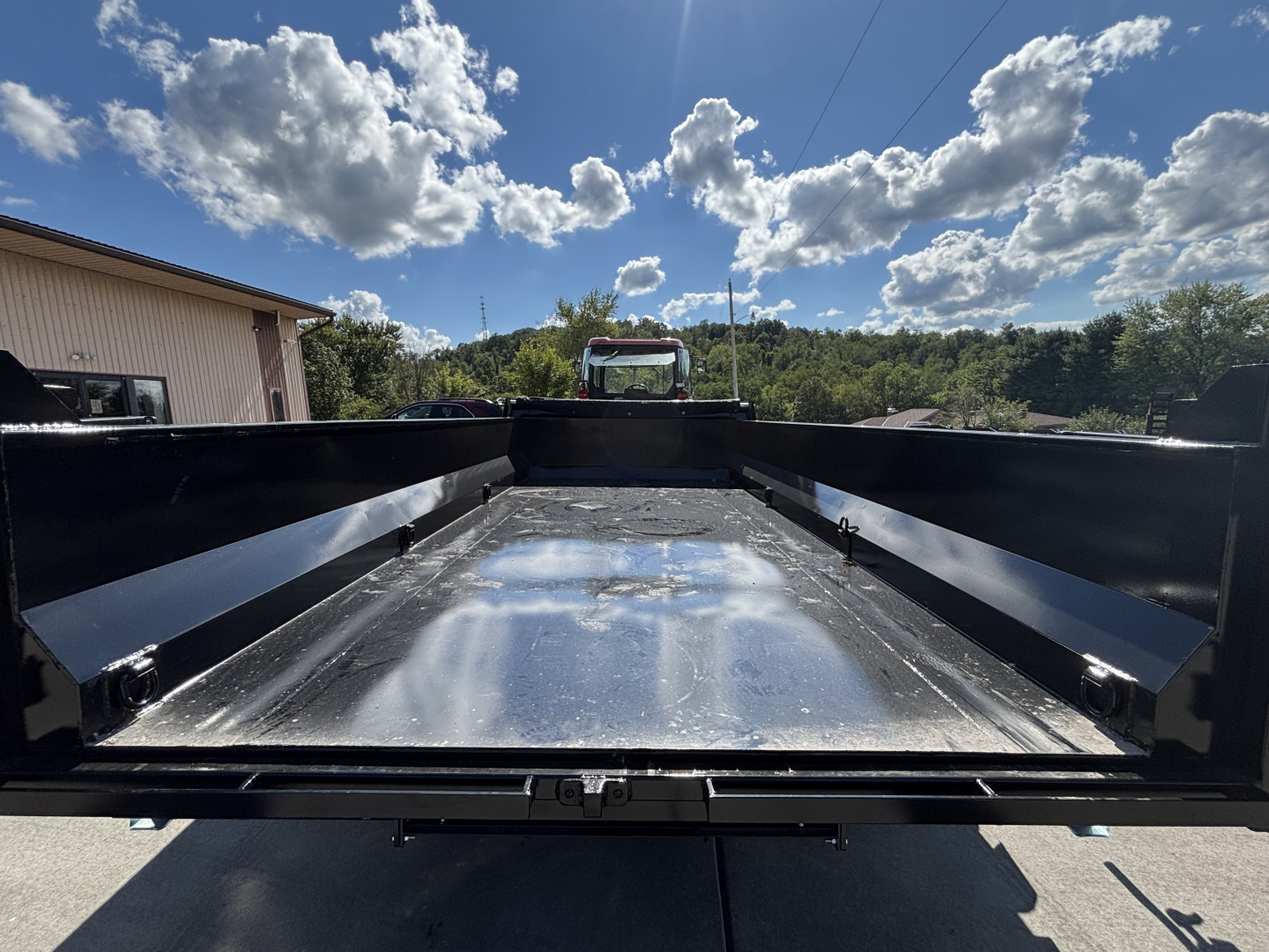 New 2025 Belmont DLX8216-14K Dump Trailer