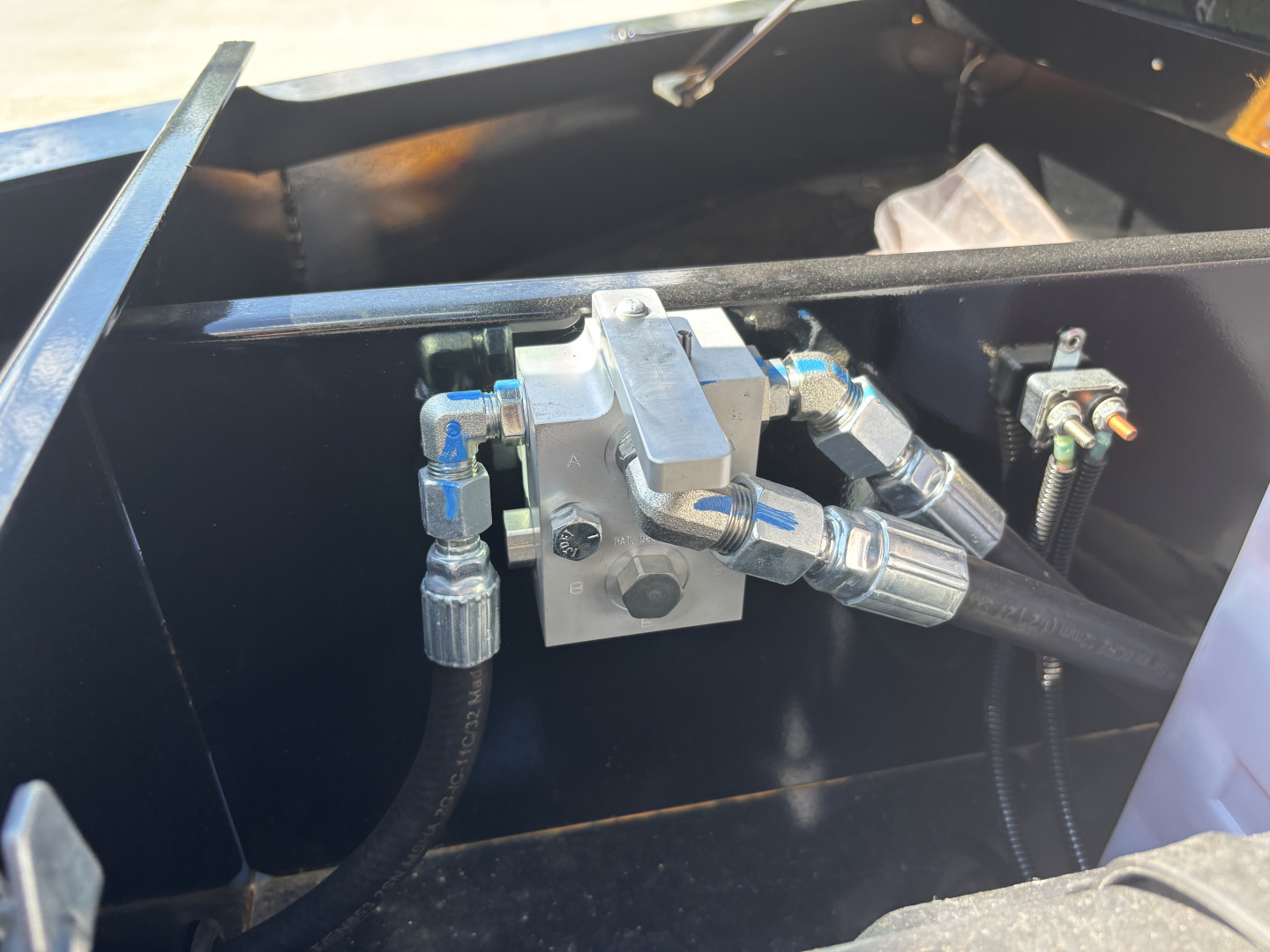 New 2025 Belmont DLX8216-14K Dump Trailer