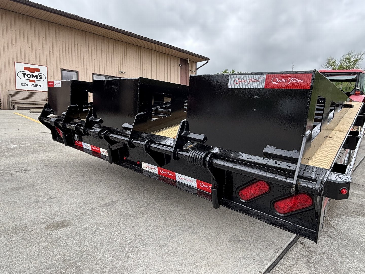 New 2025 Quality Trailers 23' Deckover (18' + 5' Dovetail) - Pro Series w/ 3 Lay Down Ramps - 17000# GVWR