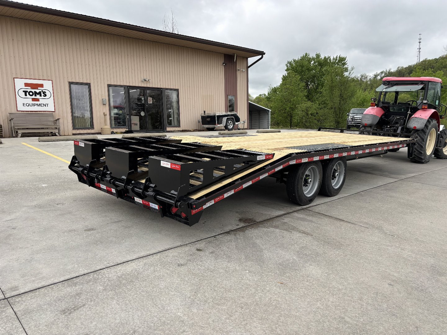 New 2025 Quality Trailers 23' Deckover (18' + 5' Dovetail) - Pro Series w/ 3 Lay Down Ramps - 17000# GVWR