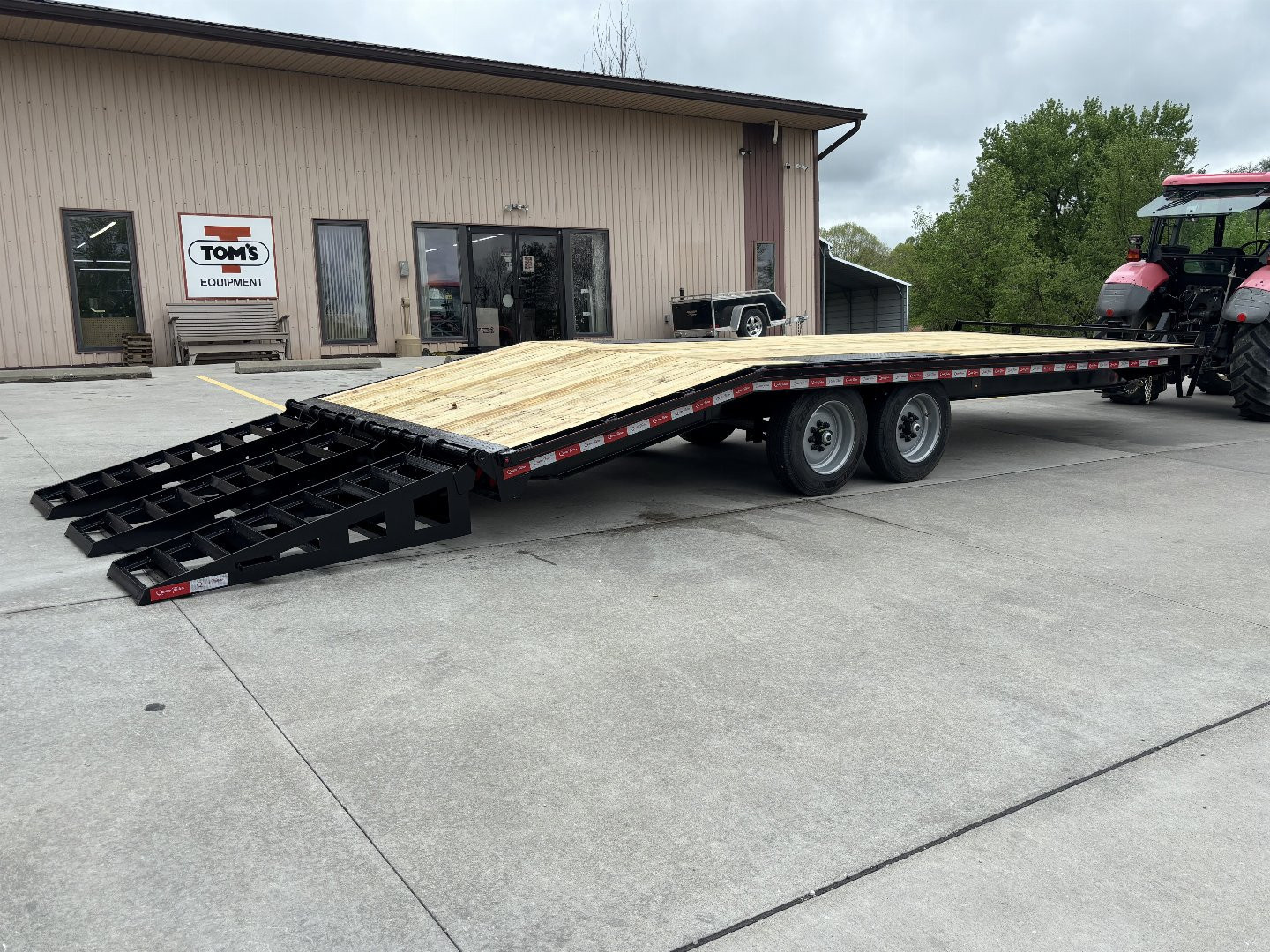 New 2025 Quality Trailers 23' Deckover (18' + 5' Dovetail) - Pro Series w/ 3 Lay Down Ramps - 17000# GVWR
