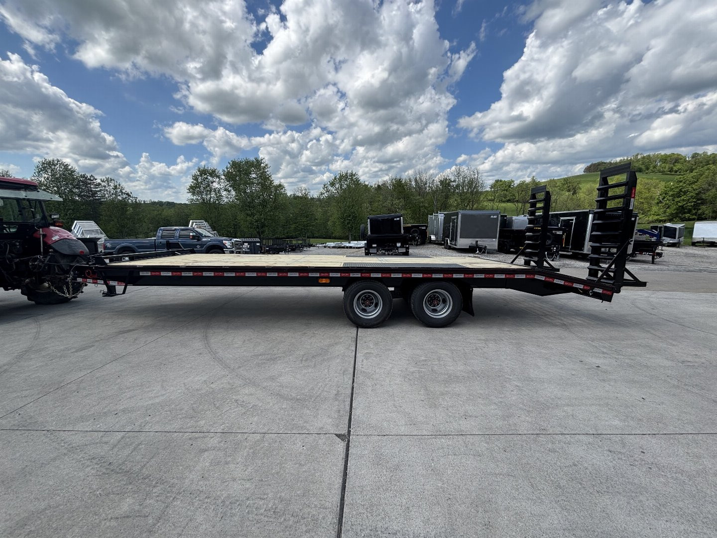 New 2026 Quality Trailers 25' Deckover (20'+5' Pop Up Dovetail) - Pro Series - Pintle - Tandem Dual - 25,000# GVWR