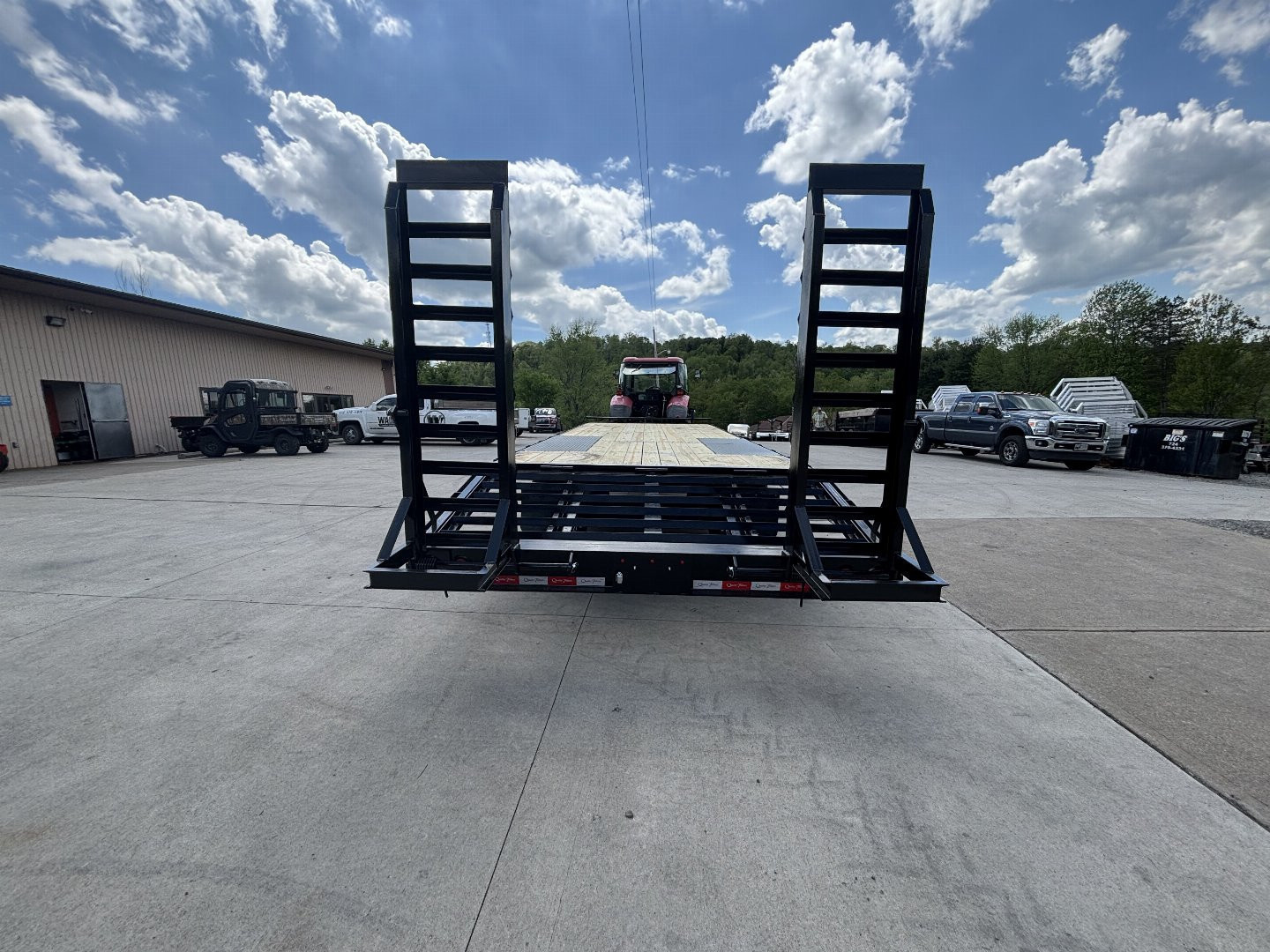 New 2026 Quality Trailers 25' Deckover (20'+5' Pop Up Dovetail) - Pro Series - Pintle - Tandem Dual - 25,000# GVWR