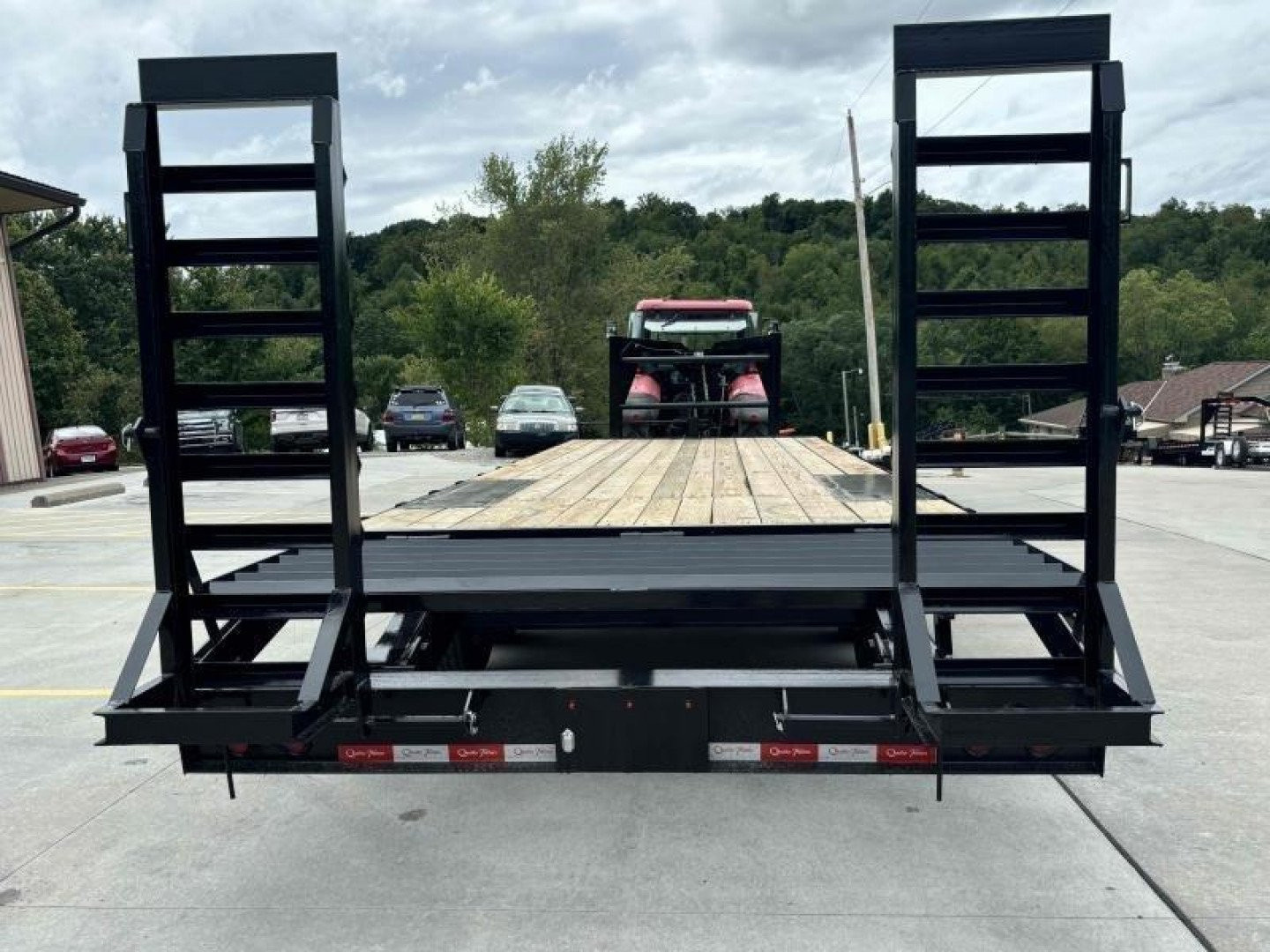 New 2025 Quality Trailers 28' Gooseneck (24'+4' Pop-Up Dove Tail) Pro Series - 17000# GVWR