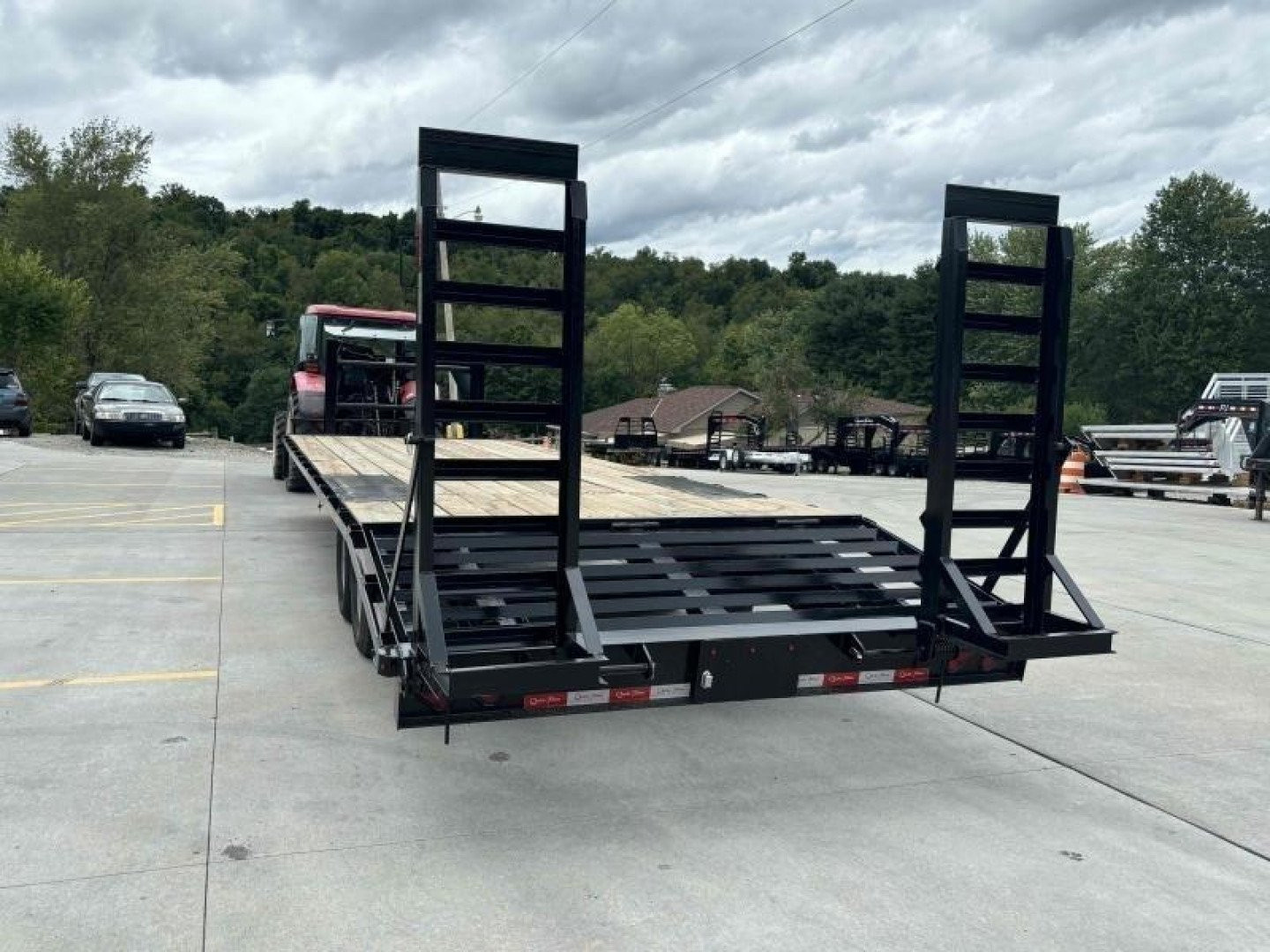 New 2025 Quality Trailers 28' Gooseneck (24'+4' Pop-Up Dove Tail) Pro Series - 17000# GVWR