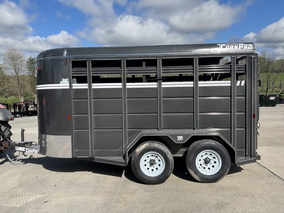 6×14 Horse Livestock Trailer photo 9