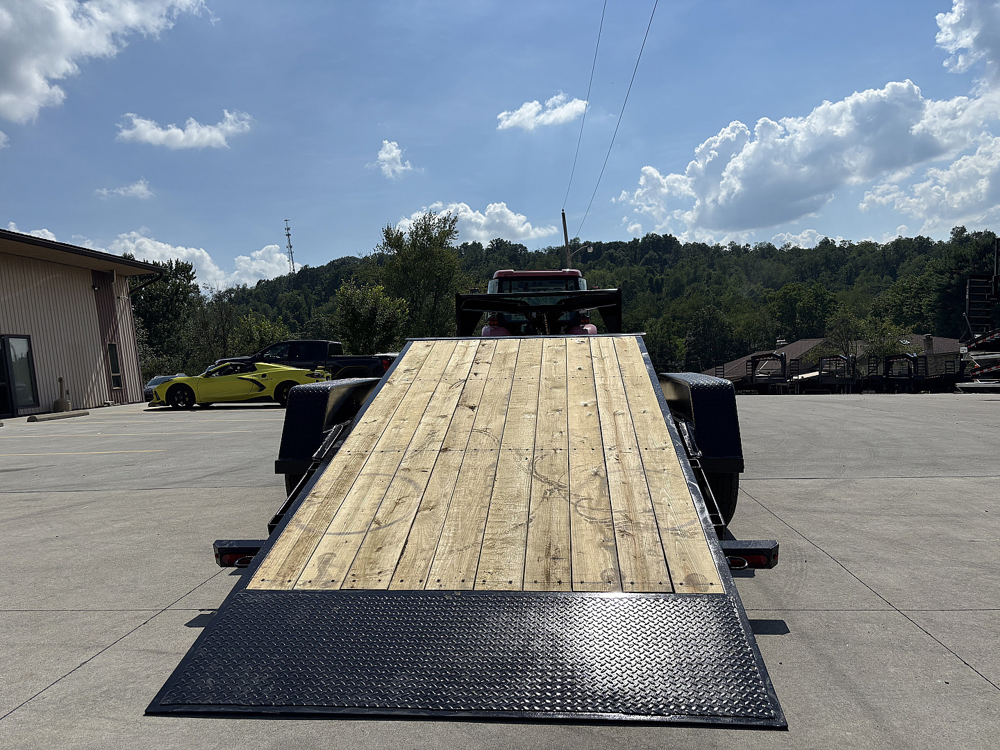 New 2026 Quality Trailers 24' Pro Series Gooseneck Tilt Equipment Hauler Trailer - 15000# GVWR